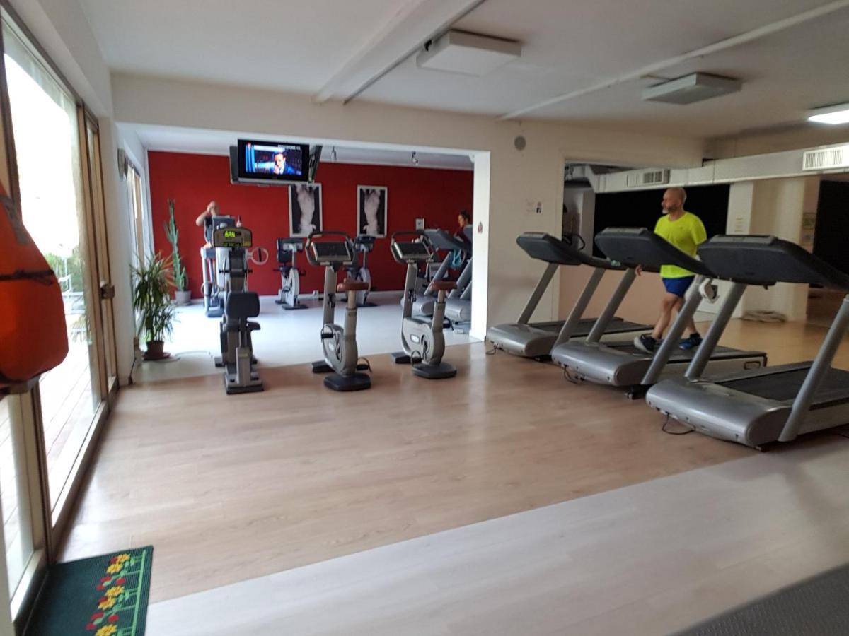 Spazio-Confort-Fitness بيومبينوا المظهر الخارجي الصورة
